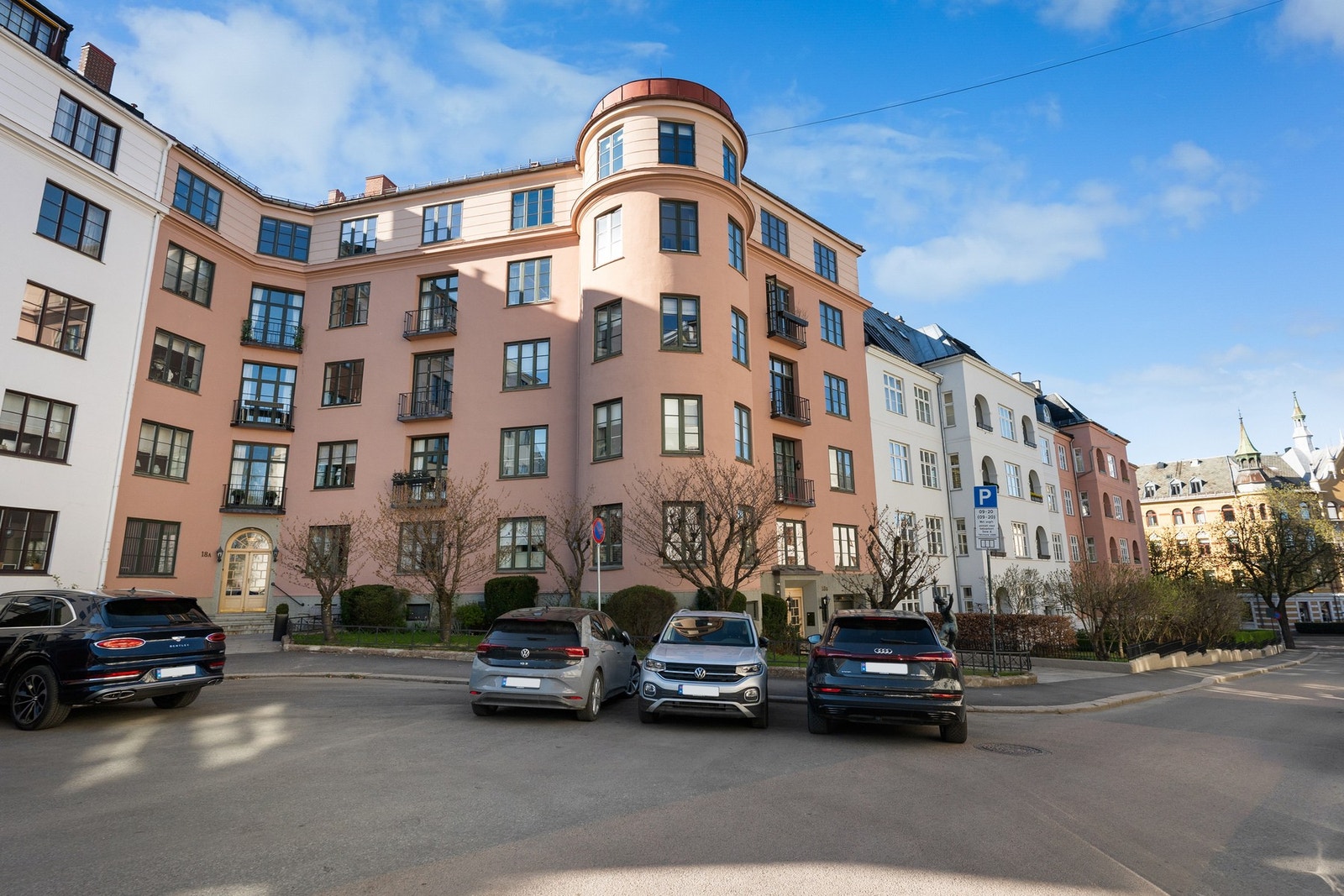Toppleilighet i en vakker bygård med prima beliggenhet på ettertraktede Gimletoppen Galleribilde
