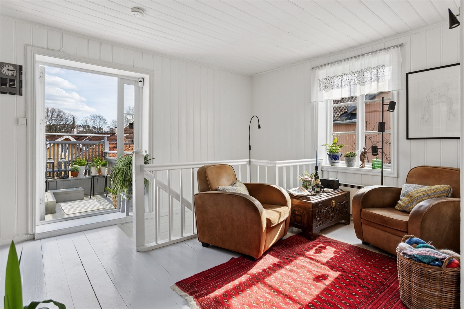 Vi tar trappen ned til 1 etasje. Galleribilde