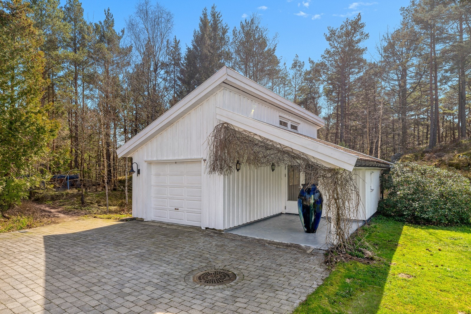Garasje med anneks/tilbygg Galleribilde