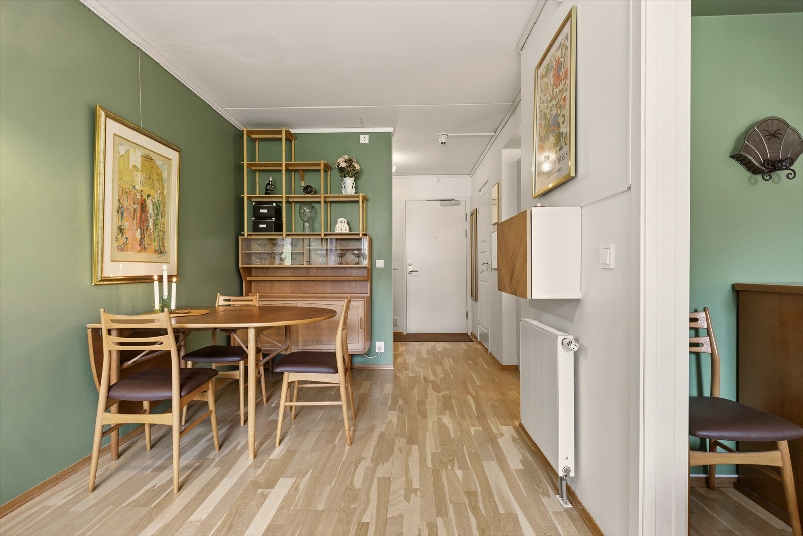 God plass for spisebord i stuen Galleribilde