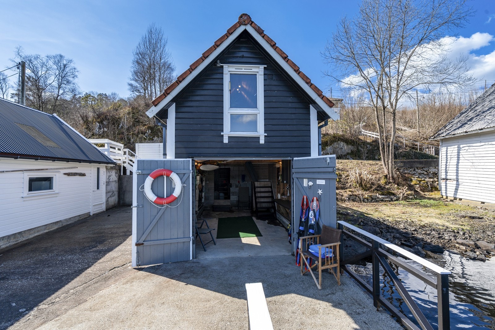 Fra kaien Galleribilde