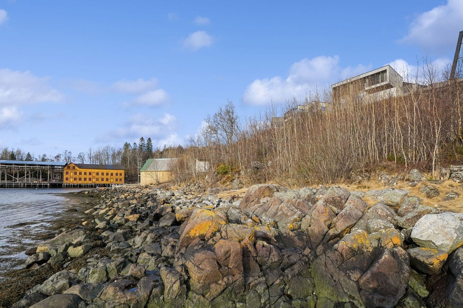 Tomtene har areal fra 177 til 216 kvm. Beregnet areal er noe større, se matrikkelrapport. Galleribilde