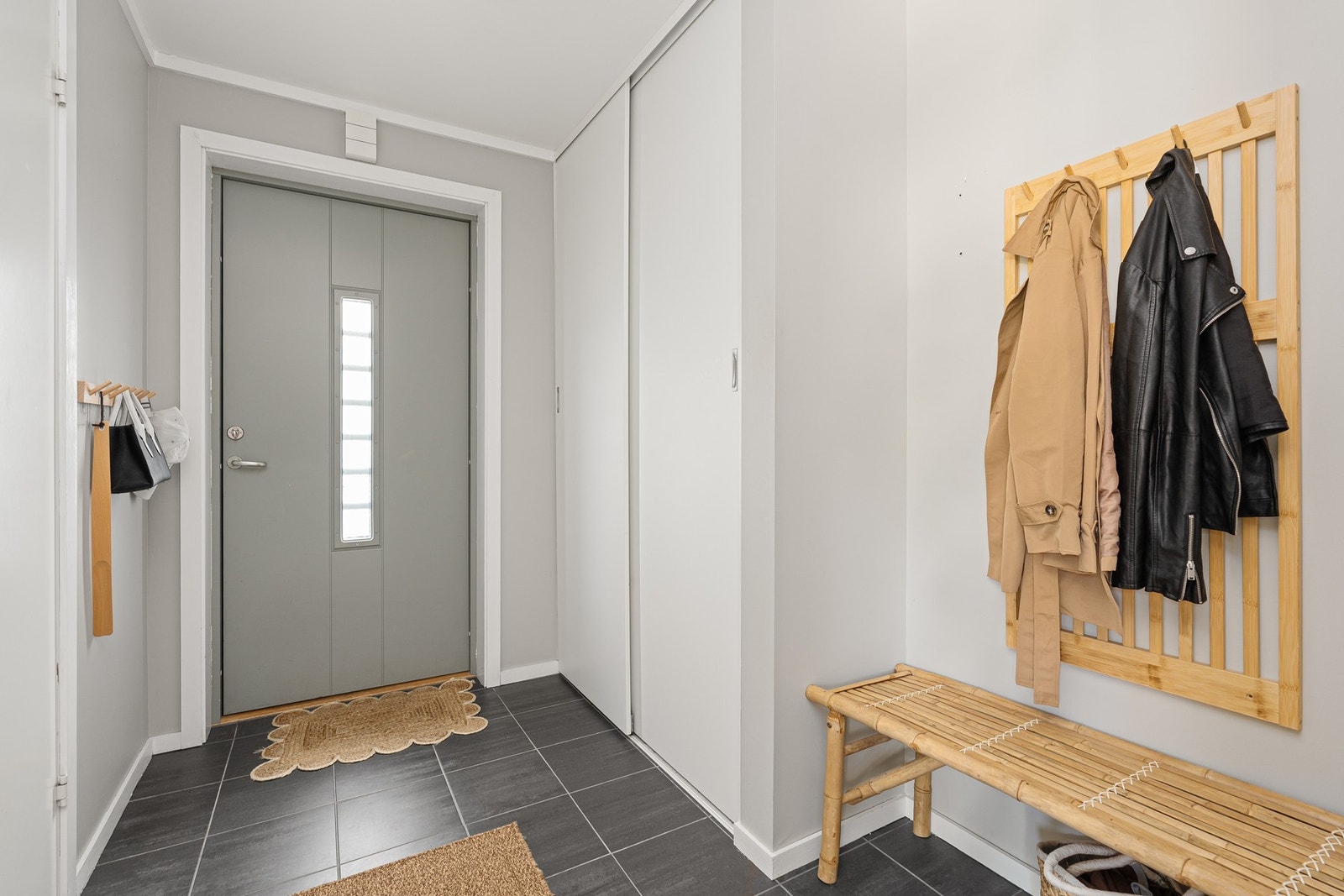 Vannbåren gulvvarme i entré og begge bad Galleribilde