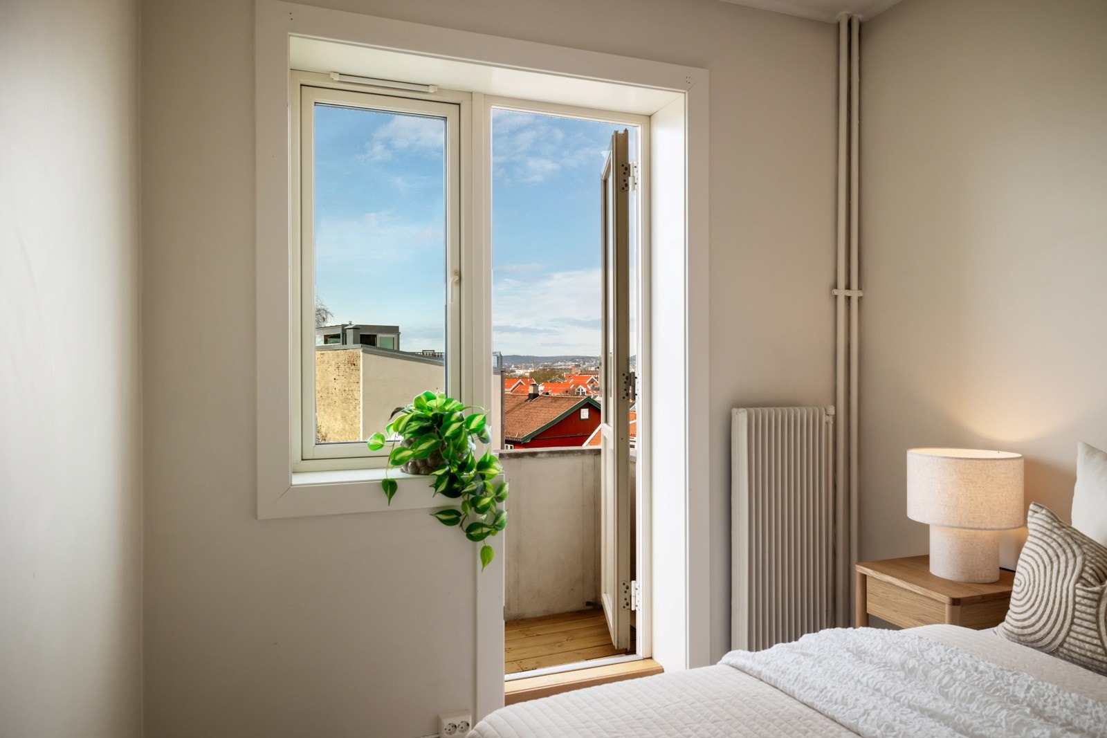 Herfra er det adkomst til leilighetens balkong Galleribilde