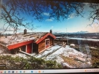 Sjelden flott hytte i Alvdal Vestfjell, Høstdalen, med panoramautsikt til Rondane, Sølenfjellene, ned mot Høstsjøen. Galleribilde