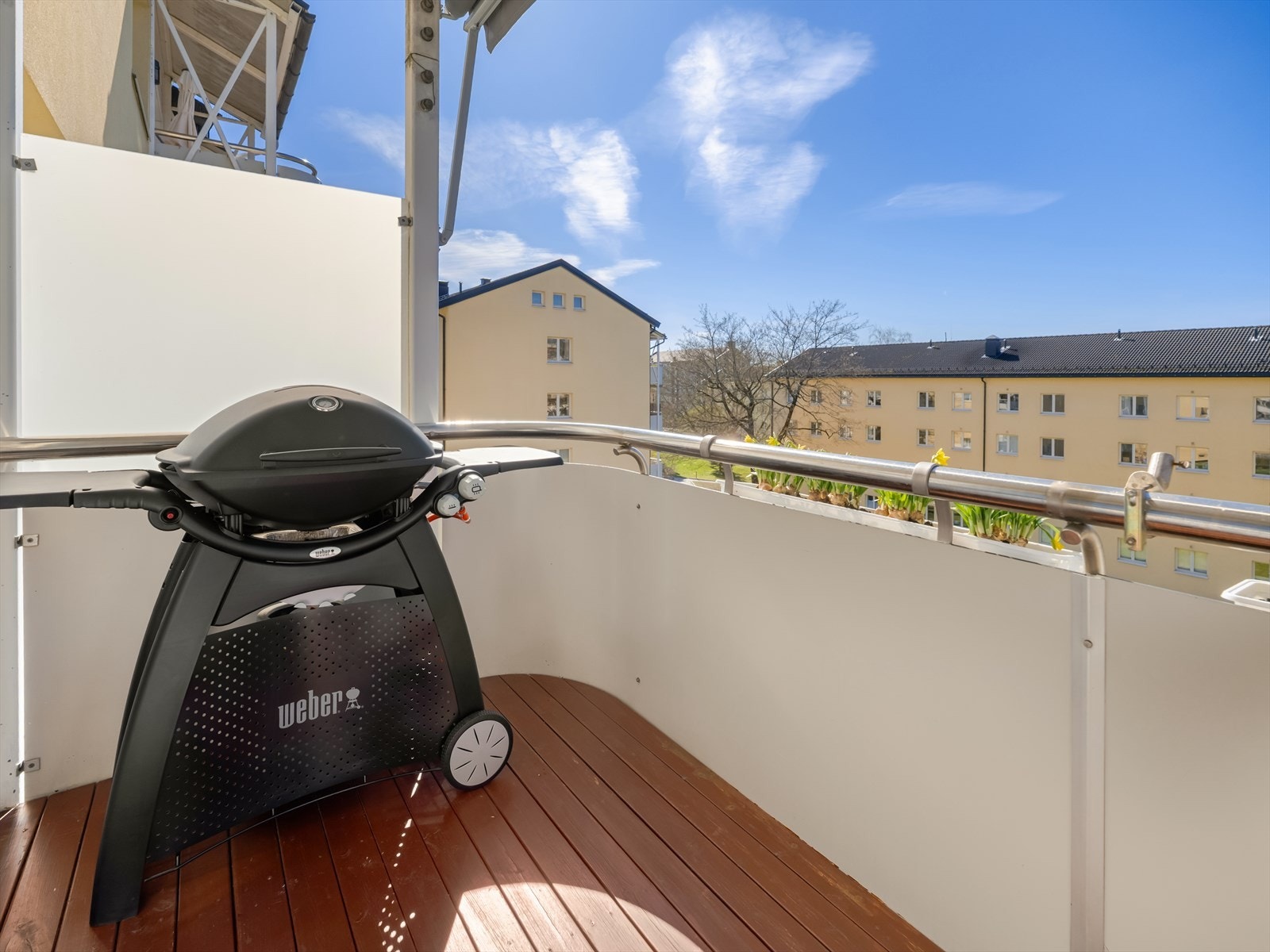 På balkongen er det plass til å møblere med grill og utemøbler etter eget ønske og behov. Galleribilde