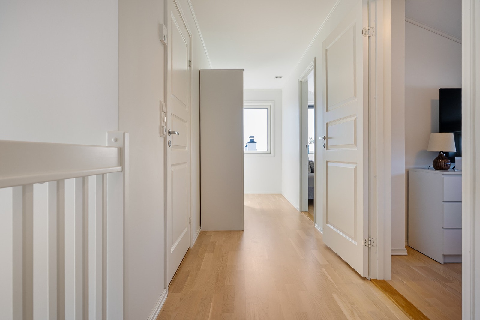 Soverommene er samlet i boligens øvre plan. Galleribilde