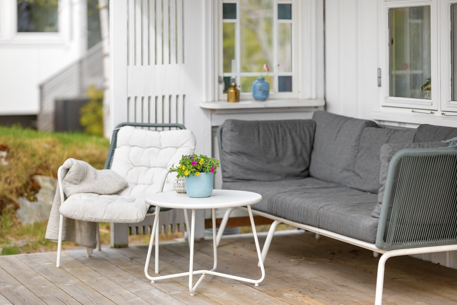 Lune plass på terrassen Galleribilde