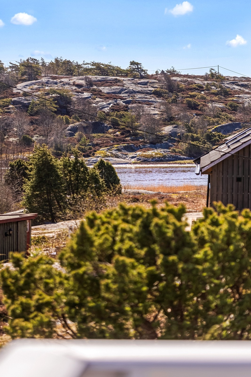 Utsikt mot det karakteristiske kystlandskapet på Hvaler. Galleribilde