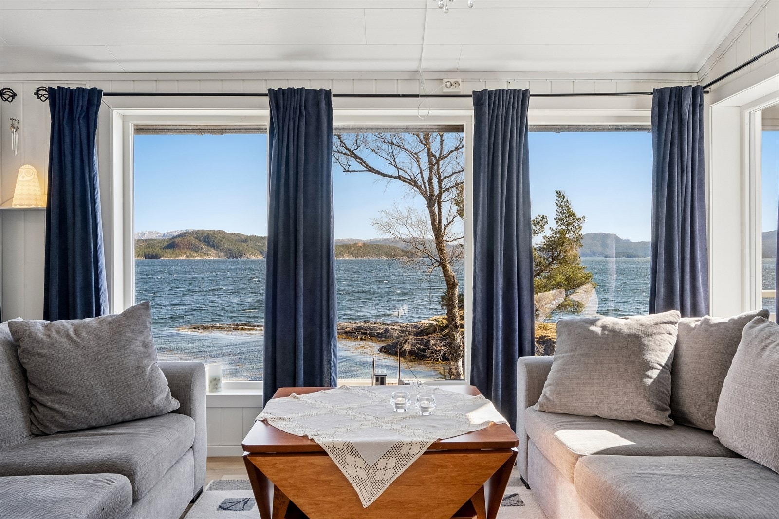 Stue og utsikt Galleribilde