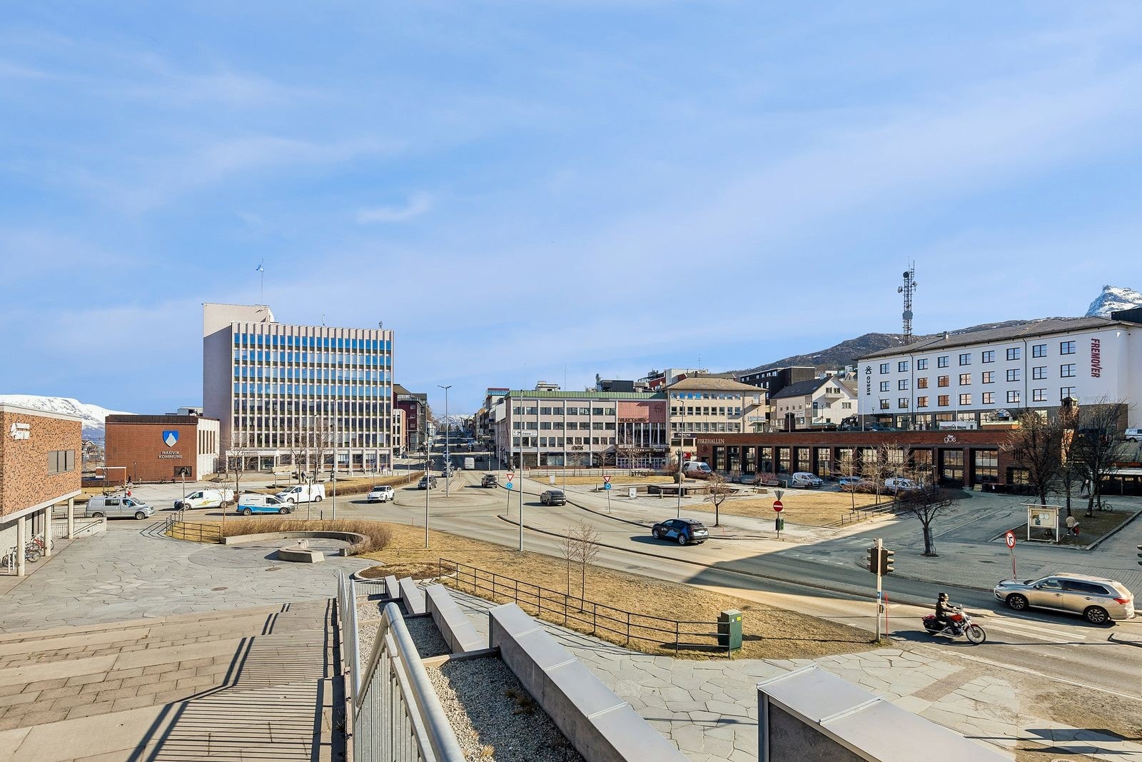 SENTRUMSNÆR LEILIGHET!