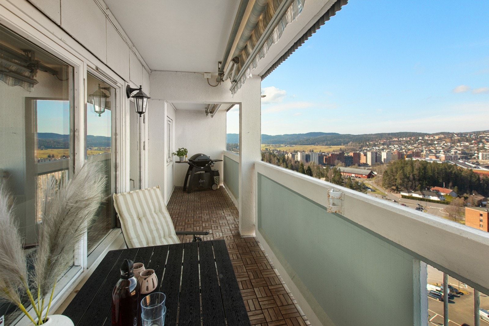 Her er det plass til sittegruppe med tilhørende møblement. Galleribilde