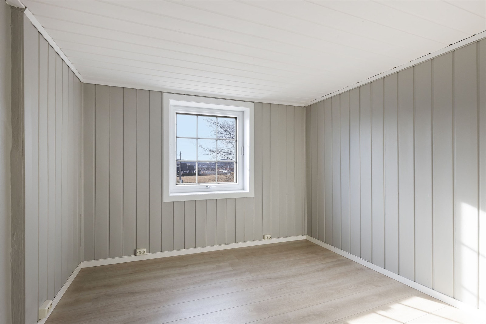 Rom nr 2. Passer godt som gjesterom eller kontor. Galleribilde
