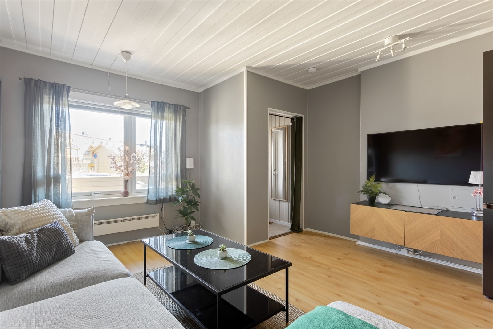 Den gjennomtenkte planløsningen sørger for god funksjonalitet og optimal utnyttelse av boligens ca. 30 m². Galleribilde