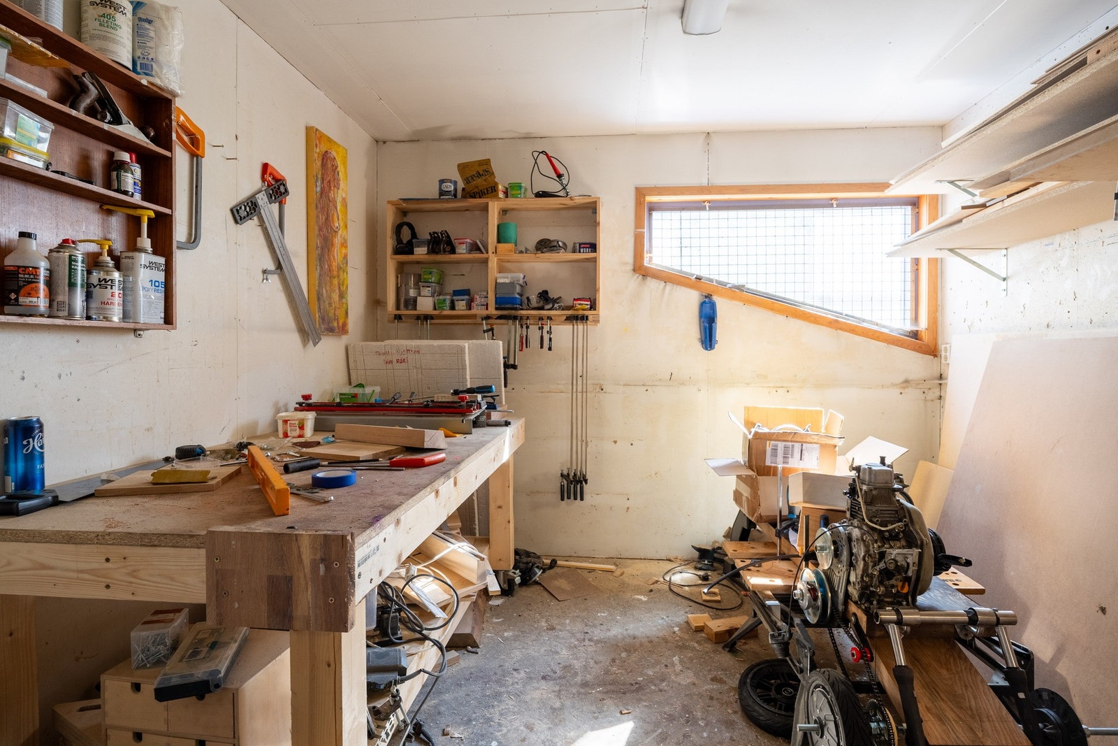 Felles snekkerbod i U1. Galleribilde