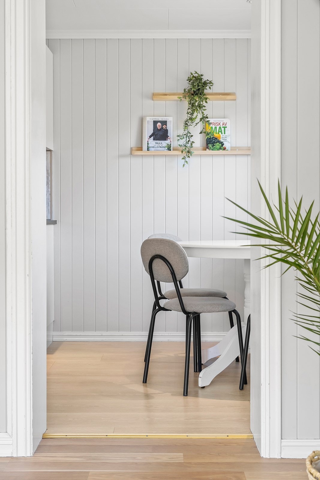 Detalj frå spisekroken. Galleribilde
