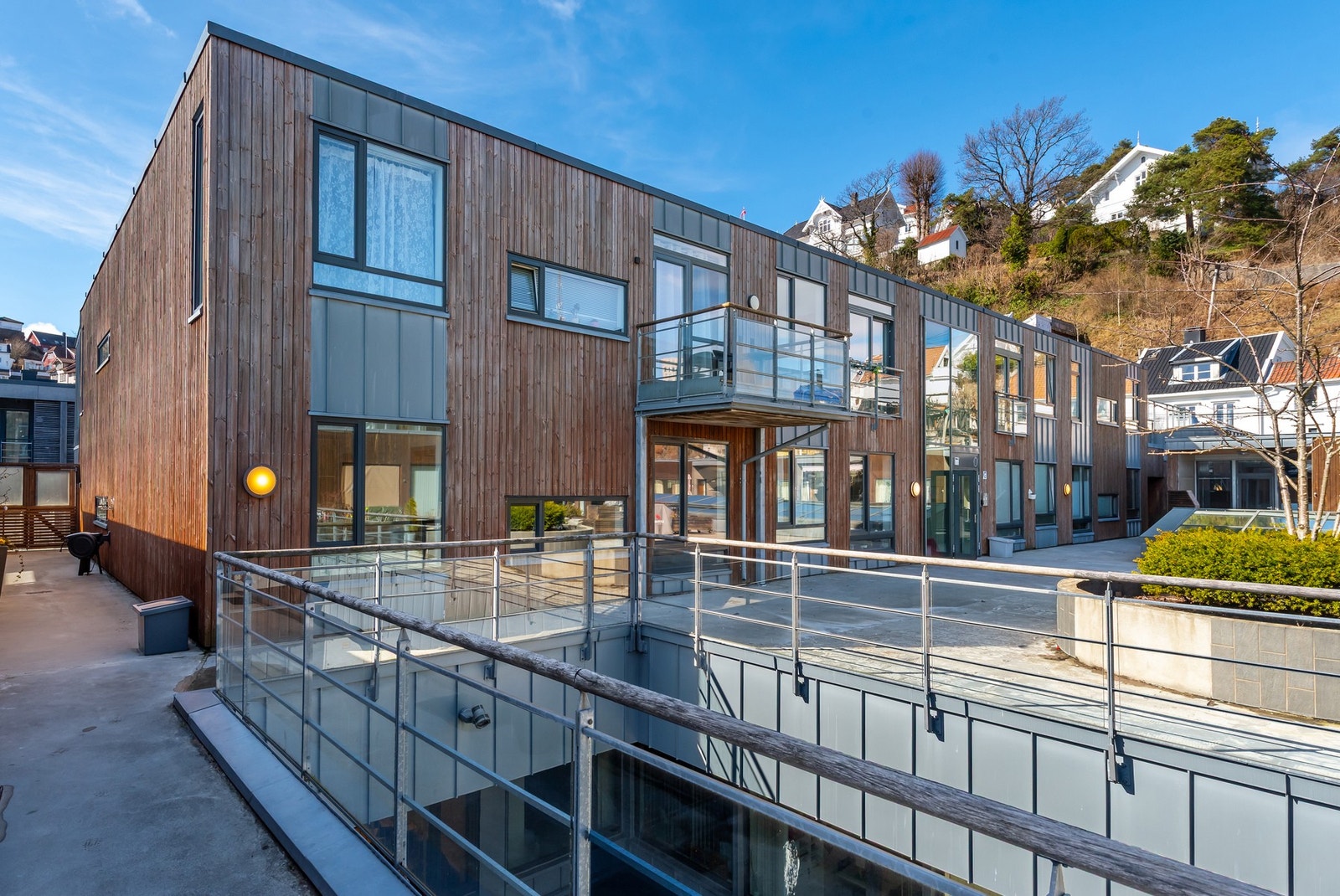 Velkommen til Strømsbuveien 7G! Presentert av Glenn Olsen v/Meglerhuset & Partners. Galleribilde