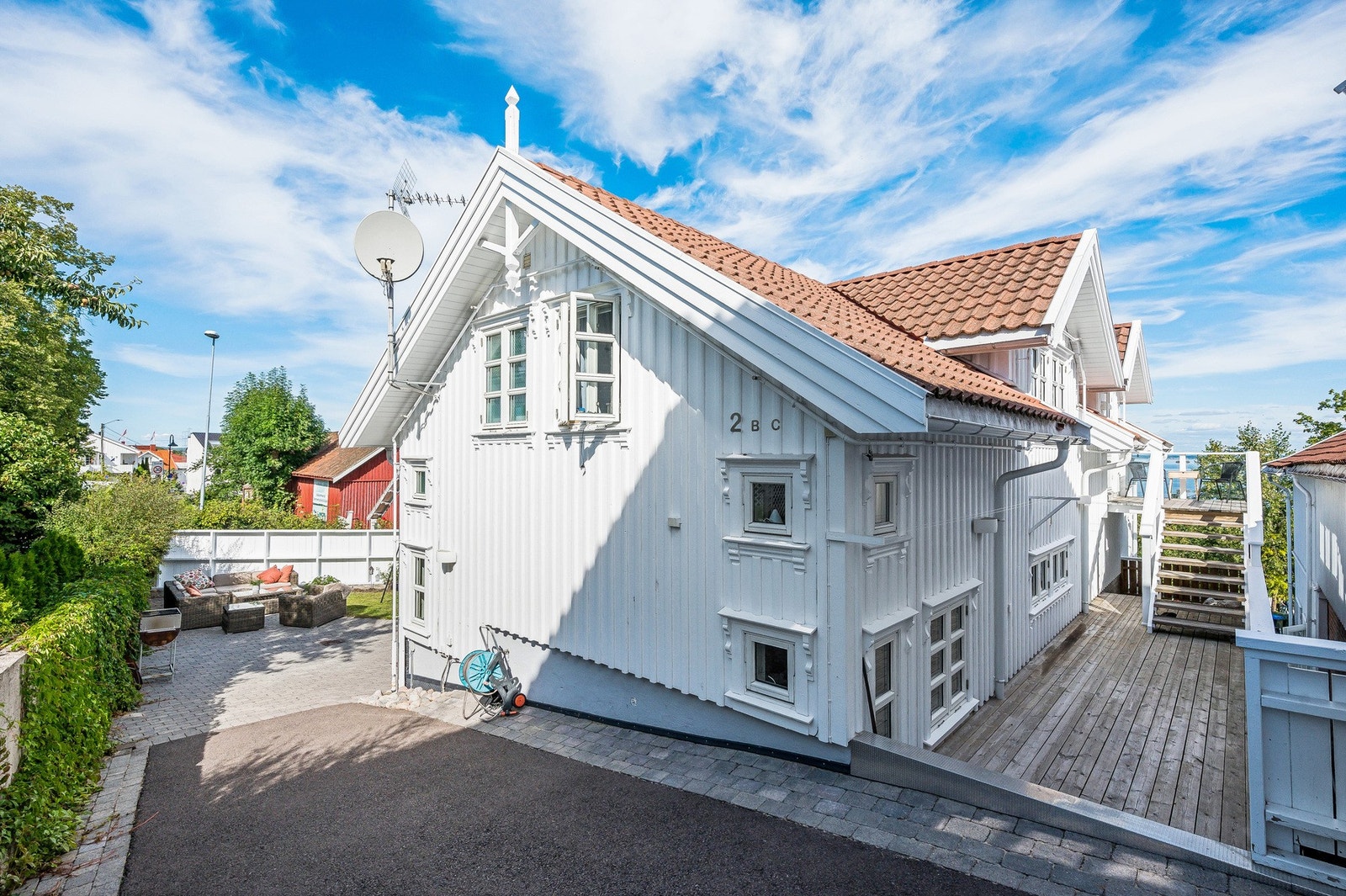 Lettstelt tomt og plass for parkering på egen tomt Galleribilde