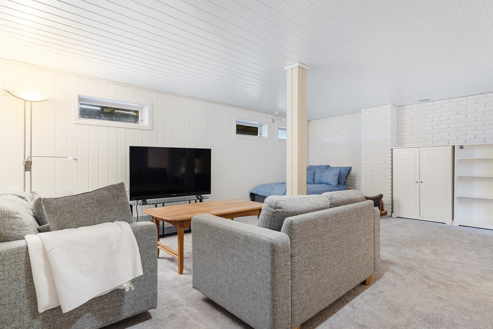 Romslig kjeller med mange bruksmuligheter. Galleribilde
