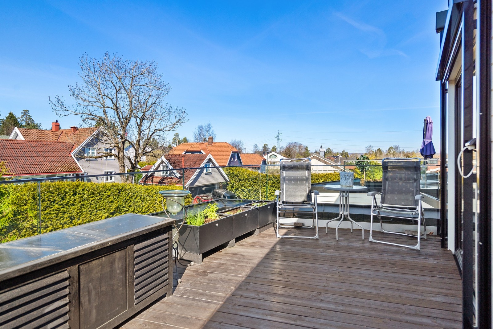 Vestvendt terrasse Galleribilde