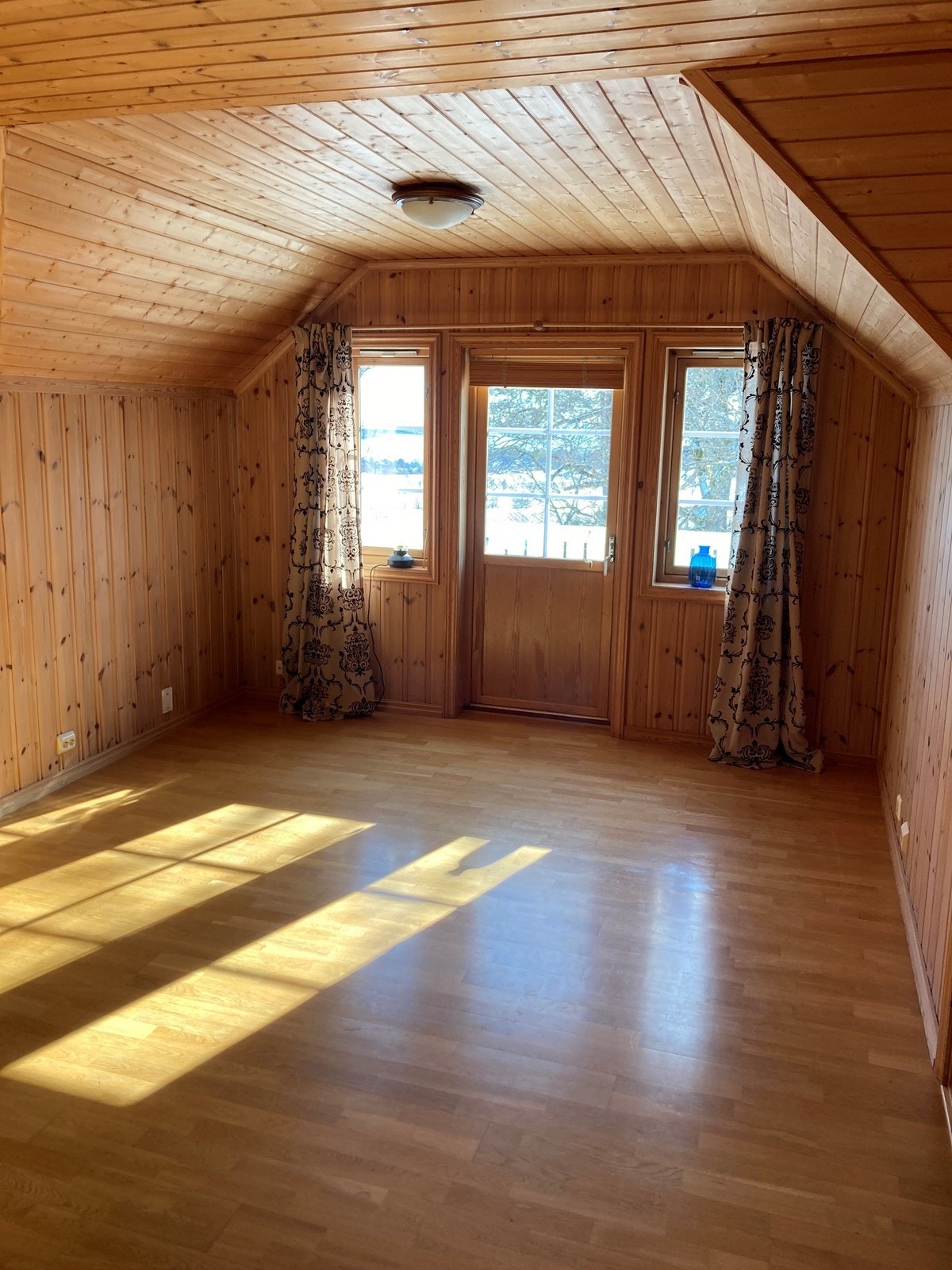 Loftstue Galleribilde
