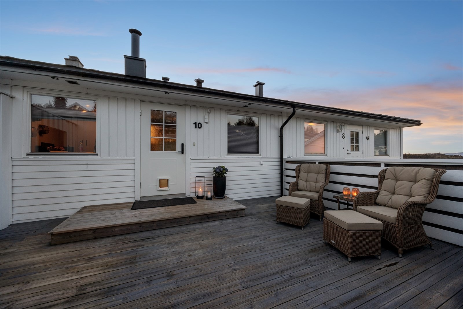 Ytterdøren har kodelås for enkel og nøkkelfri adkomst. Velkommen inn! Galleribilde