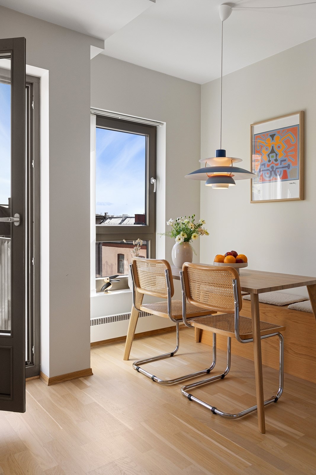 Her er det plass til en spisegruppe. Galleribilde