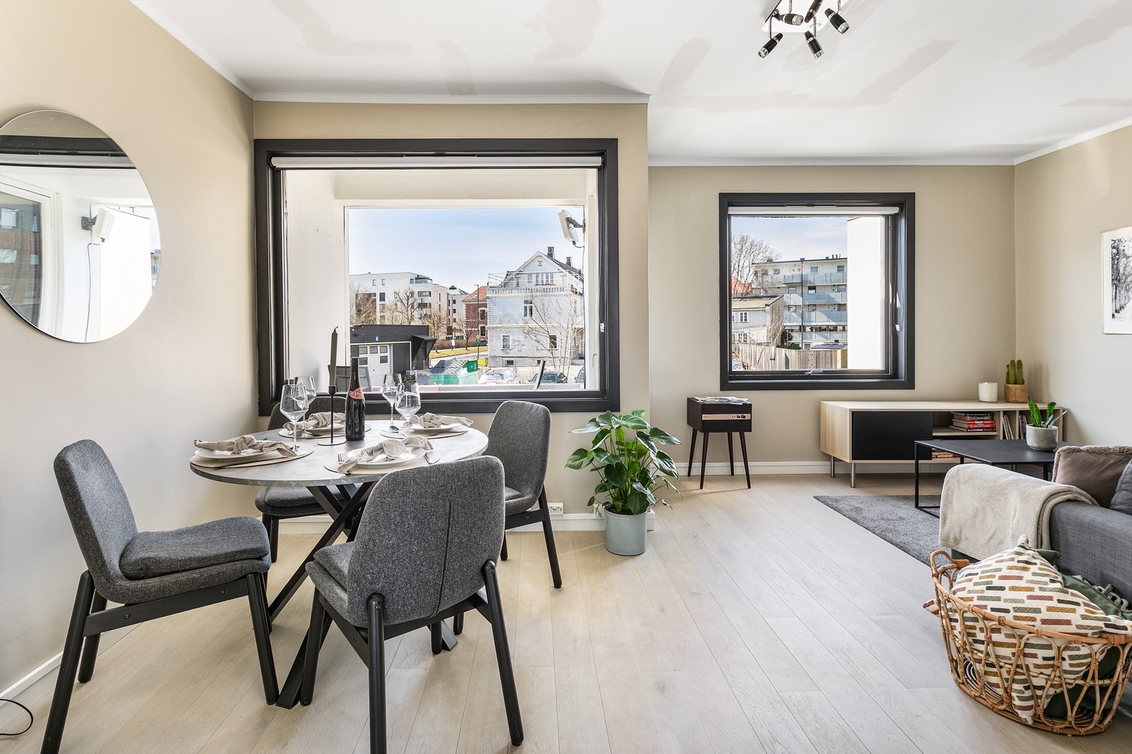 Velkommen til Kongens gate 27B - presentert av Krogsveen.
Fotograf; Børge Oppegård. Galleribilde