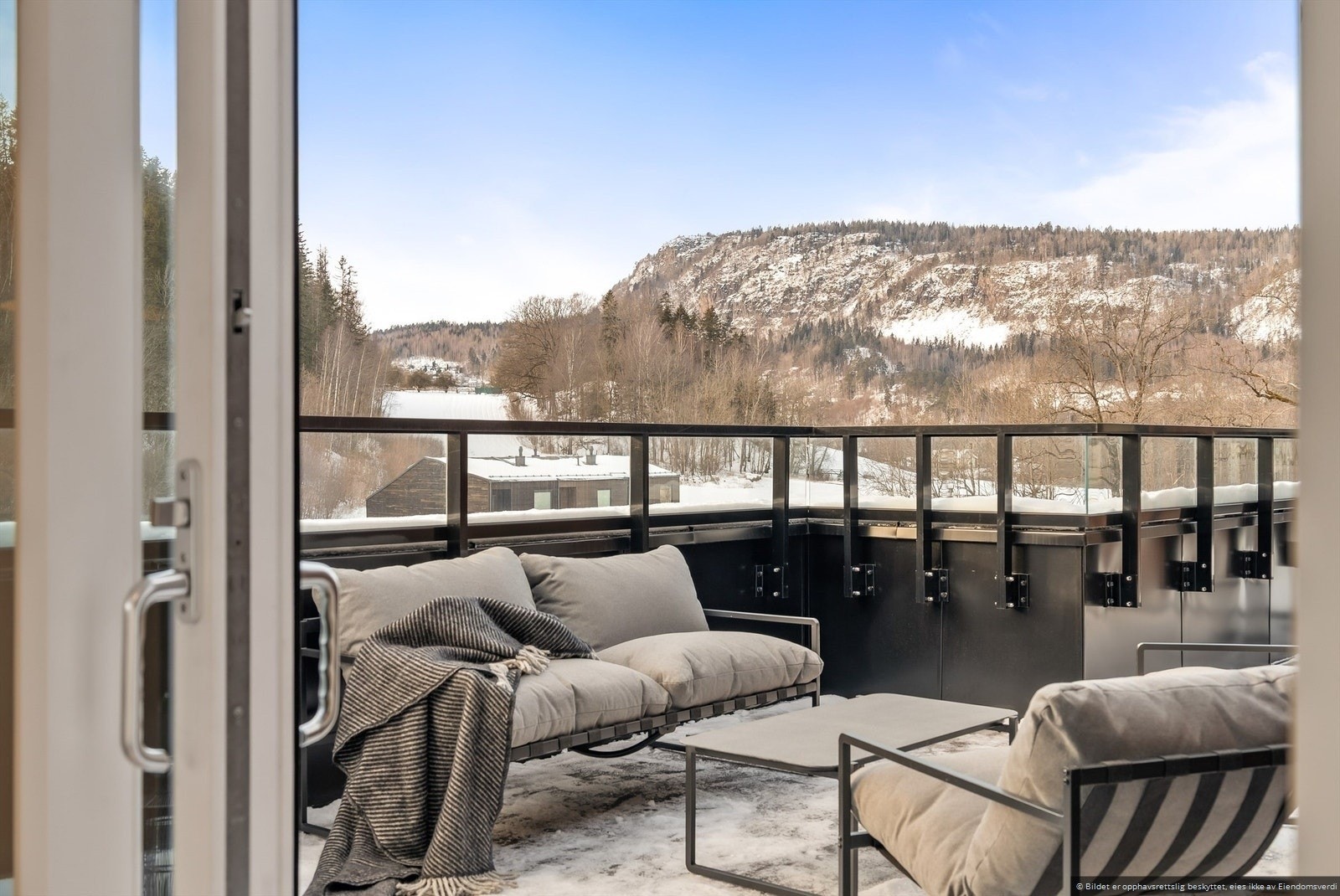 Takterrasse på 28 kvm med flott solgang. Galleribilde