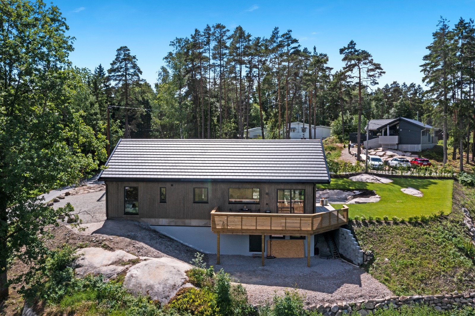 Det er en stor kjeller med plass til mye lagring Galleribilde