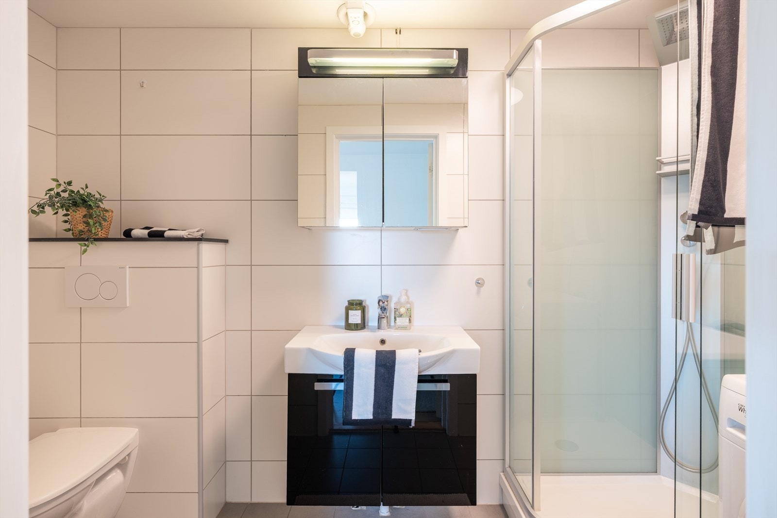 Badet er nytt fra 2014 - også vurdert til TG1 av takstmann. Galleribilde