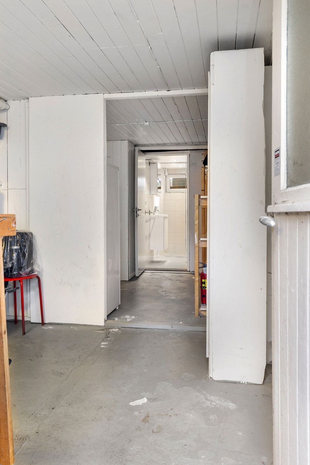 Kjeller med lagringsmuligheter. Galleribilde