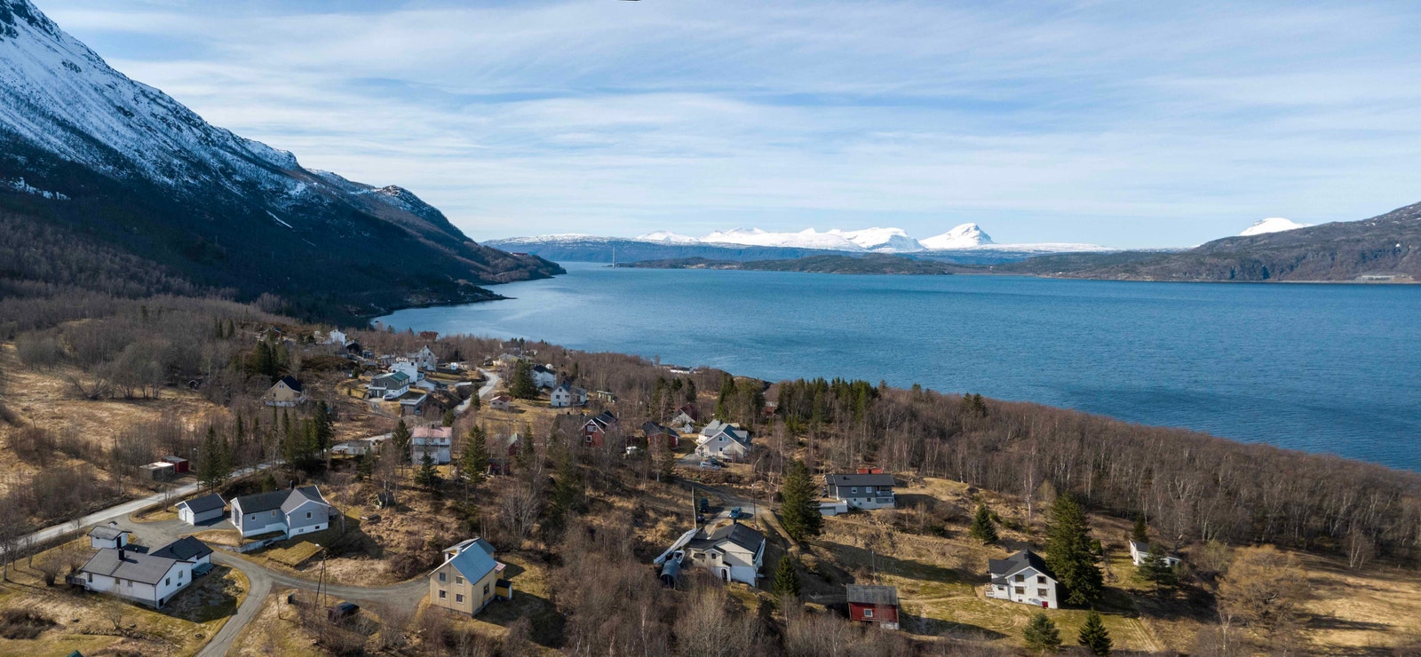 Aspelund boligfelt er et naturskjønt og familievennlig område nord for sentrum i Narvik Galleribilde