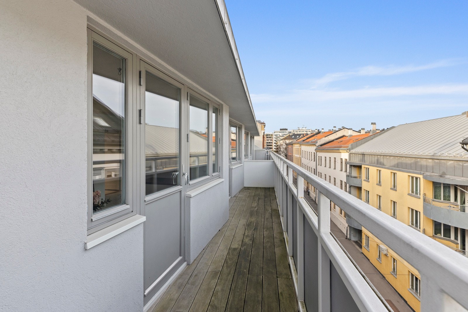 En stor og lys 5-roms andelsleilighet med attraktiv beliggenhet i Homansbyen. Galleribilde