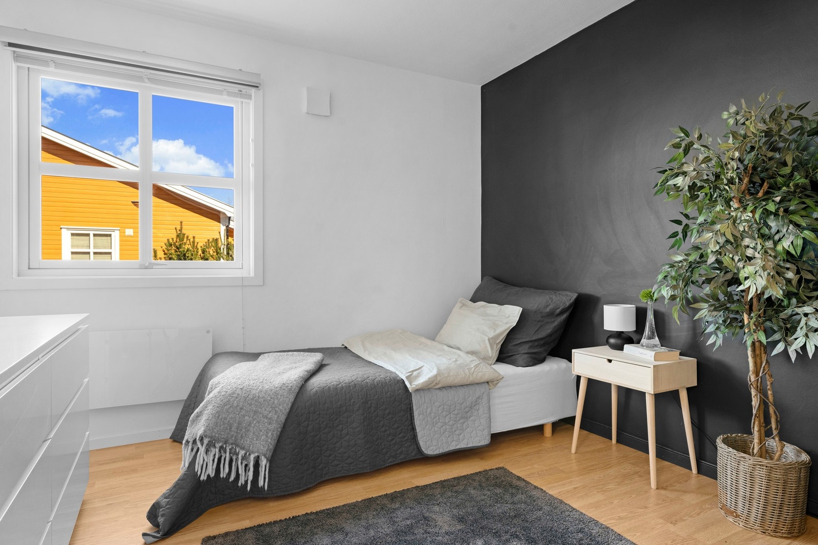 Leiligheten har to soverom, som gir fleksible bruksmuligheter Galleribilde