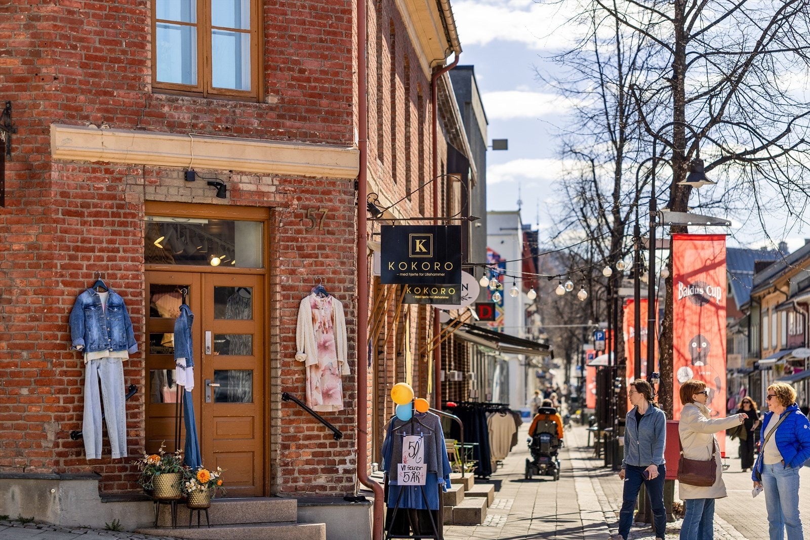 Et levende sentrum med et variert servicetilbud for alle. Galleribilde