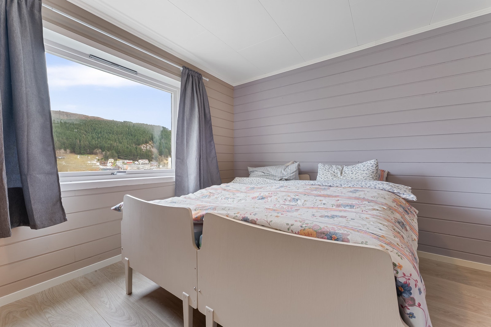 Soverom. Galleribilde