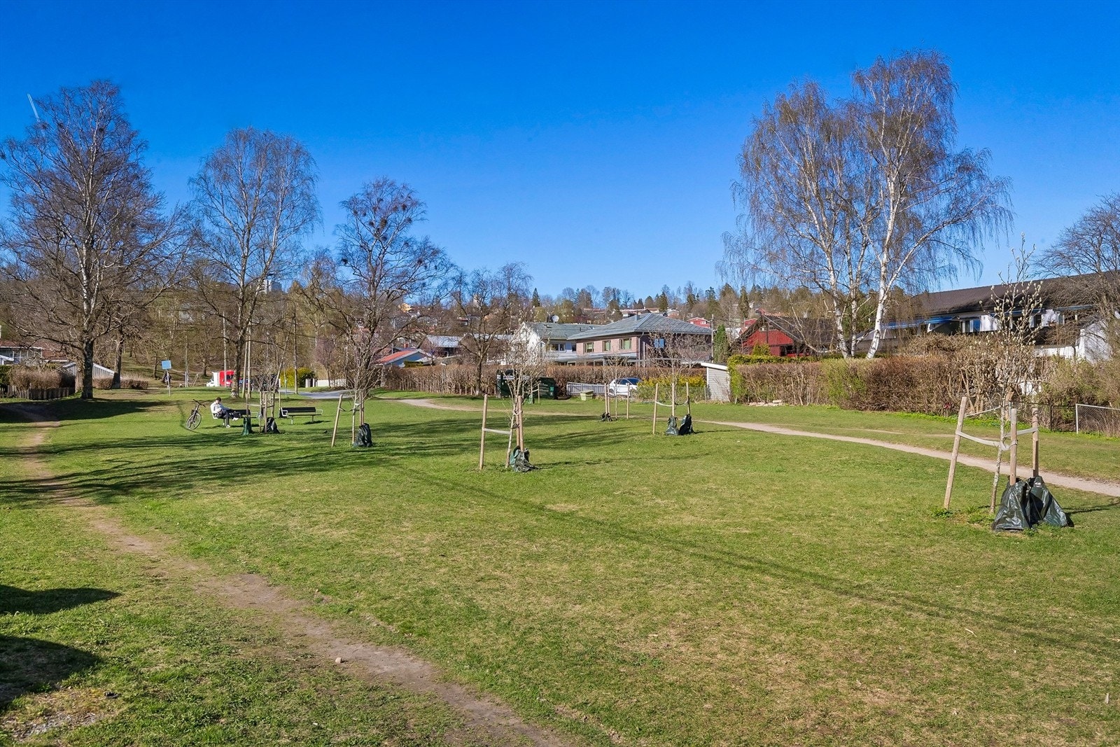 Damefallet balløkke ligger som en nær nabo og er et flott samlingspunkt for lek og aktivitet. Galleribilde