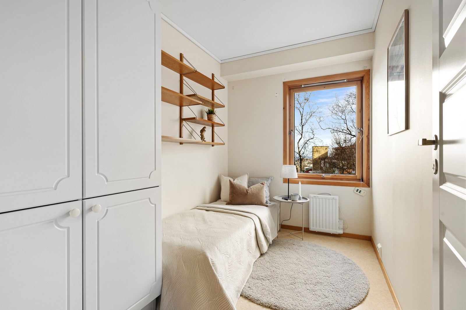 Svoerom 2 med garderobeskap. Galleribilde
