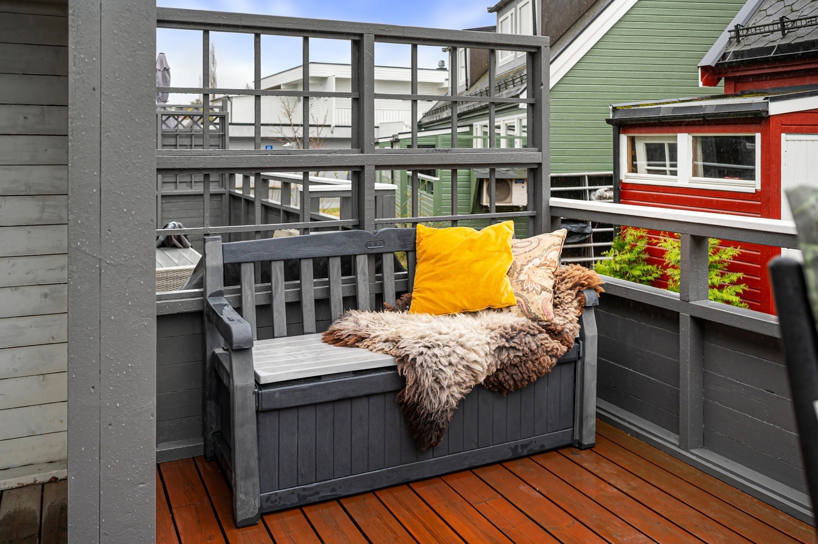 Det er en utvendig bod på begge terrassene. Galleribilde