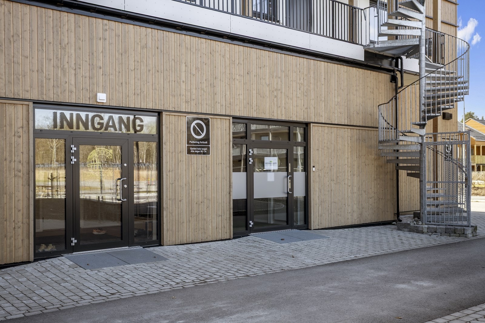 Treningssenter ca. 100 meter fra leiligheten. Galleribilde