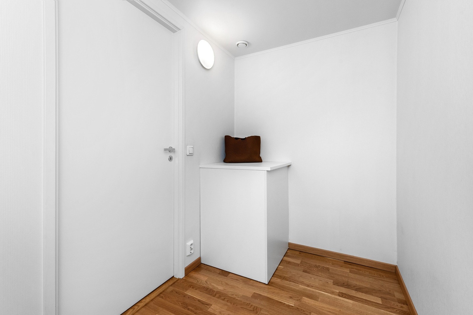Innvendig bod i leiligheten. Det tilhører også en egen bod i kjelleren. Galleribilde