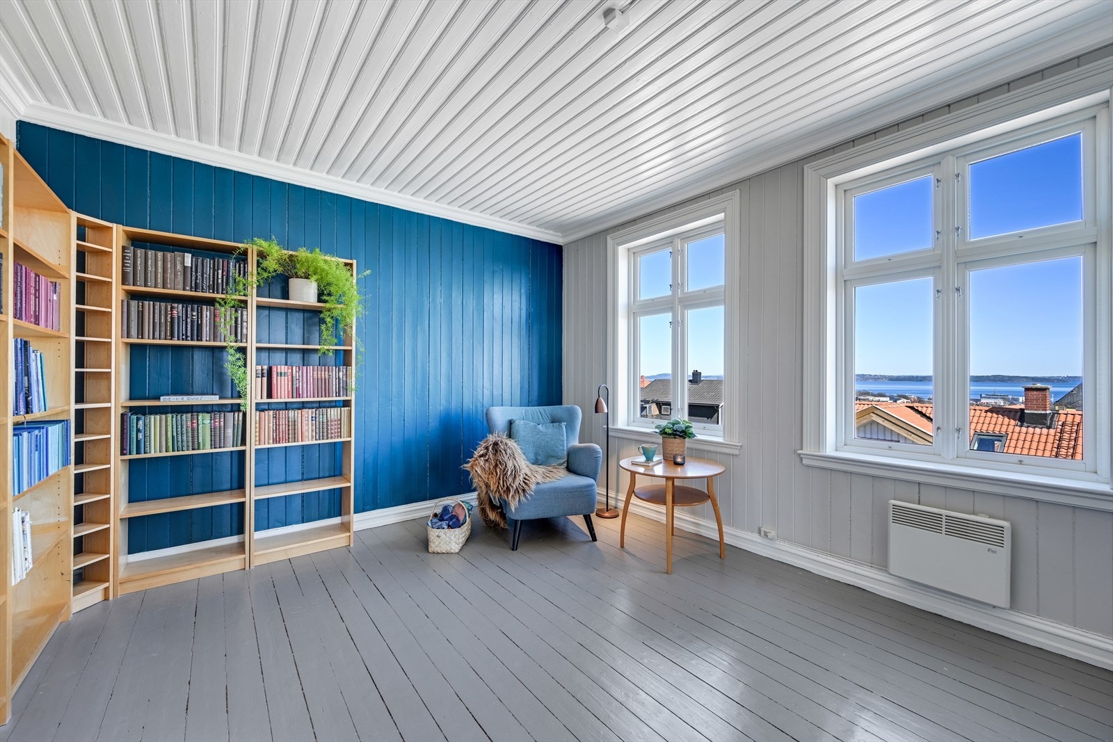 Soverom/stue med utsikt! Galleribilde
