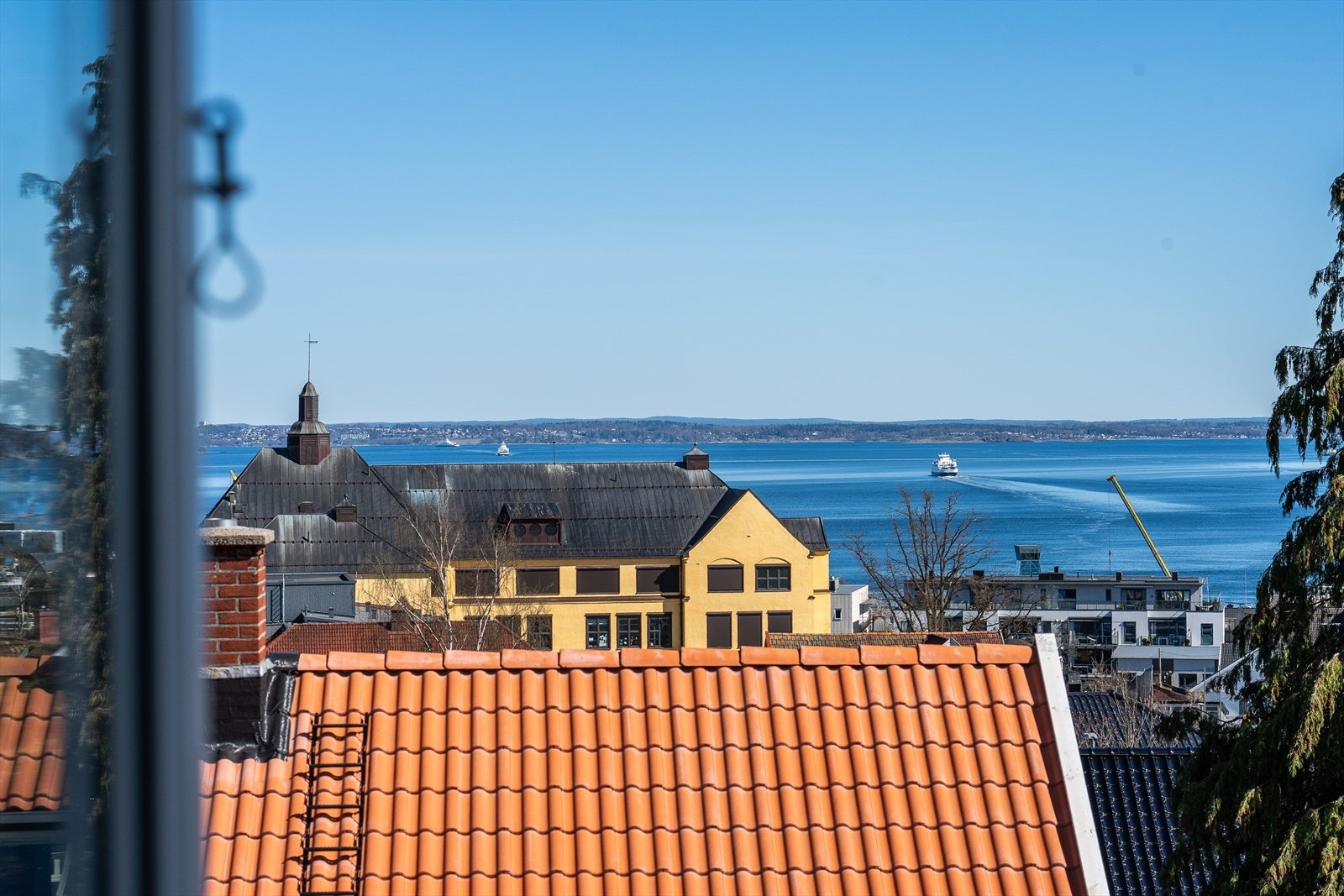 Noe av utsikten. Galleribilde