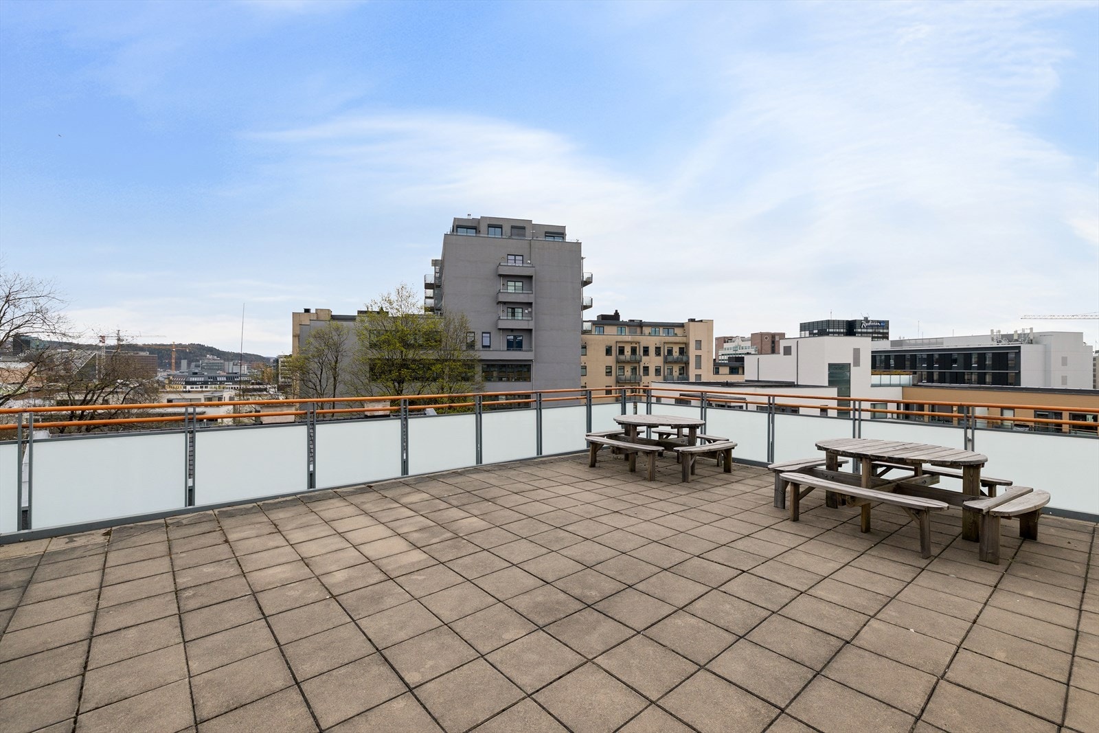 Felles takterrasse med gode sol- og utsiktsforhold. Galleribilde