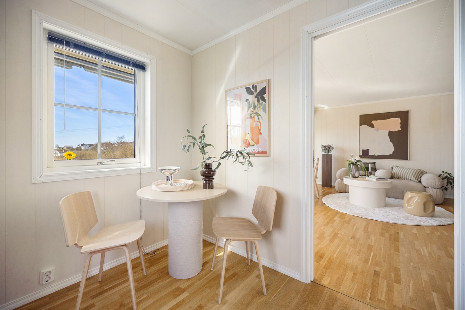 På kjøkkenet er det plass til en spisegruppe hvor man kan nyte frokosten. Galleribilde