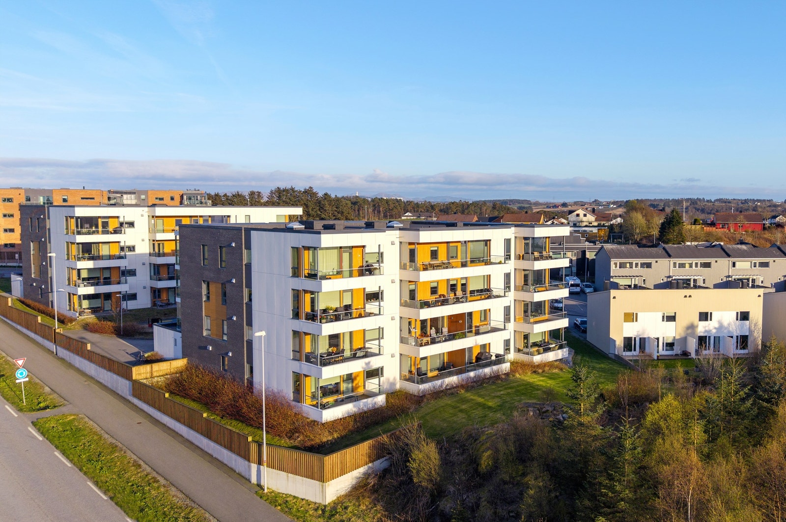Attraktiv beliggenhet med kort vei til Randaberg sentrum. Galleribilde