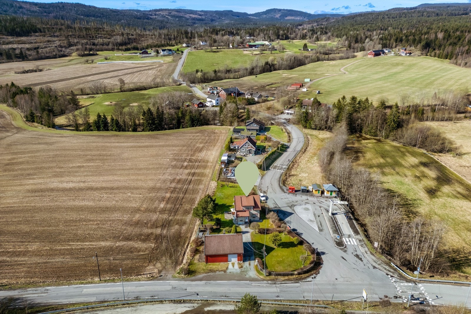 Mange fritidstilbud på Konnerud. Flott turterreng, sommer og vinter. Lysløype på Konnerud. Galleribilde