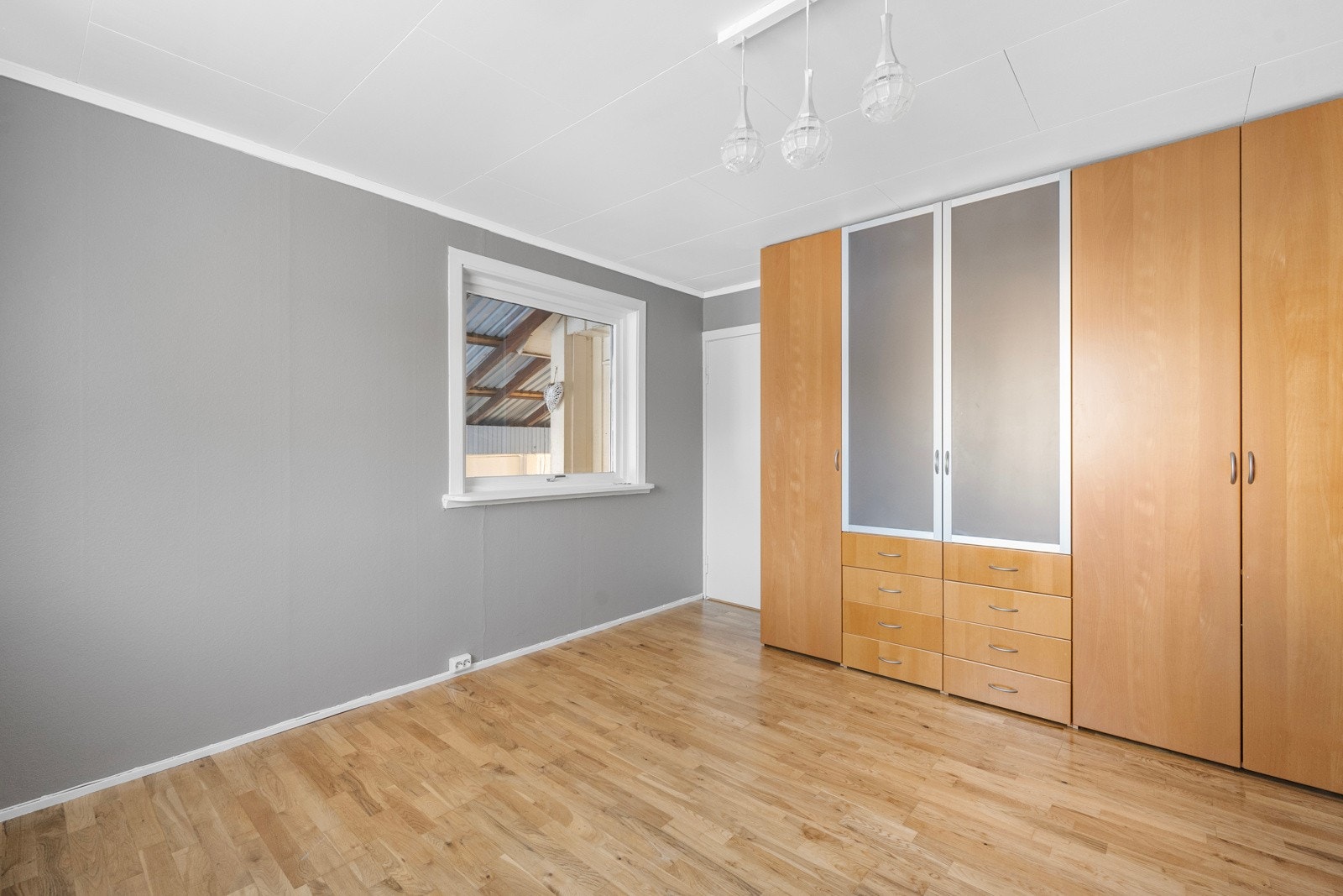 Boligen har totalt 3 soverom, ett av disse er i 1. etasje Galleribilde