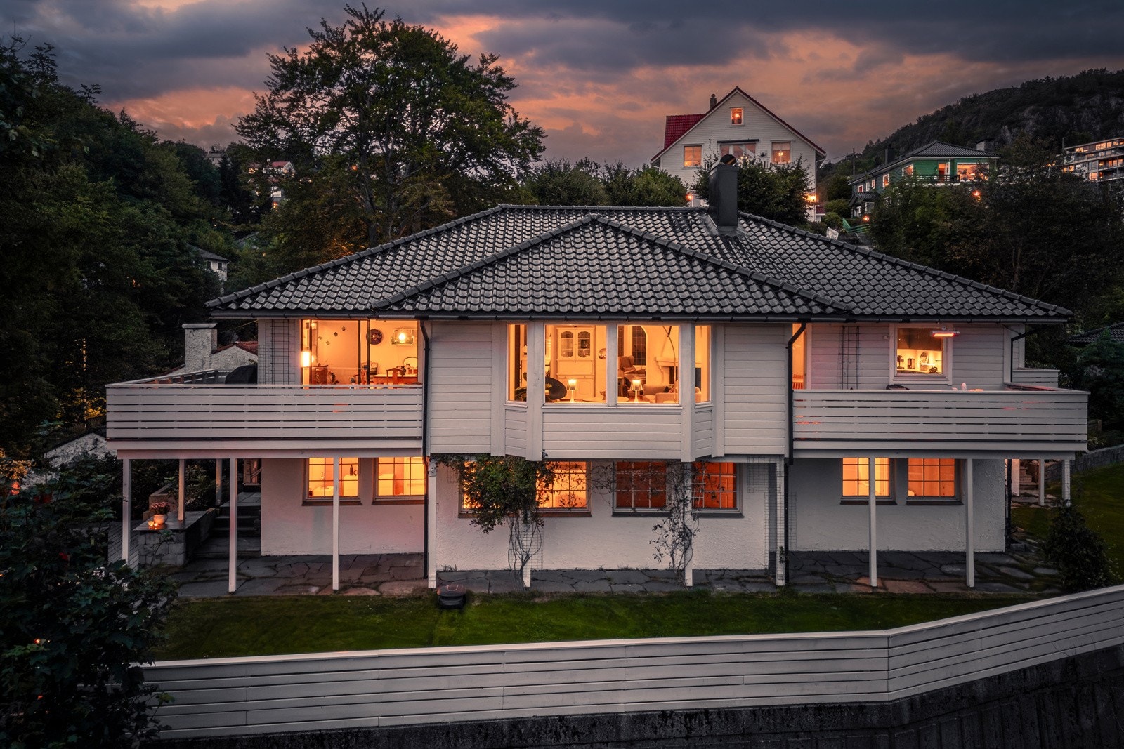 - En del i underetasjen er utleid for kr. 12.000,- i måneden - Galleribilde